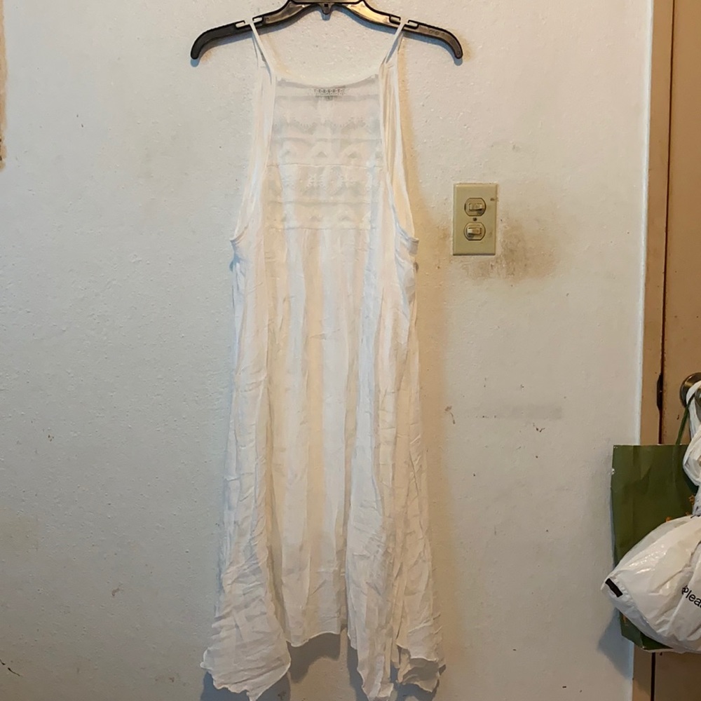 Vivid Collection of NY White Dress (L)